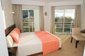 Hotel White Waters
