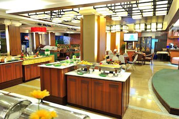 Chiang Mai Gate Hotel