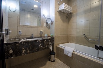 Al Manzel Hotel Apartments