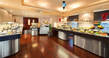 Al Manzel Hotel Apartments