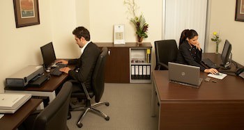 Al Manzel Hotel Apartments