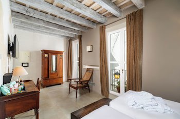 Boutique Hotel V...
