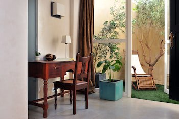 Boutique Hotel V...