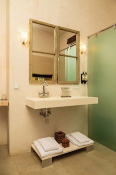 Boutique Hotel V...