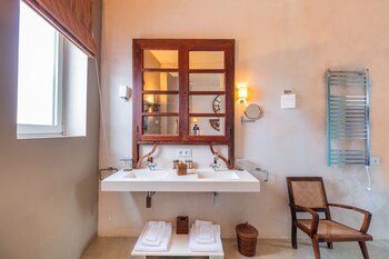 Boutique Hotel V...