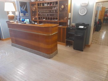 Hotel Touring fotoğrafı