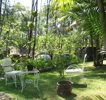 Pousada Bromelias
