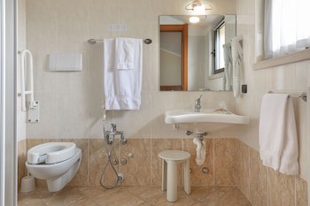 Hotel Postumia galeri fotoğrafı