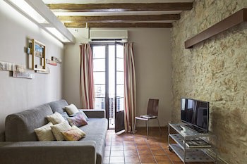 Ainb Las Ramblas-Guardia Apartments