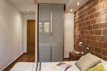 Ainb Las Ramblas-Guardia Apartments