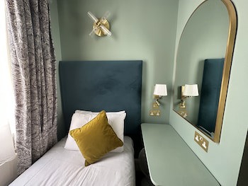 Bloomsbury Palace Hotel