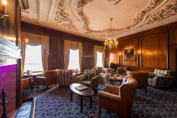 The Royal Hotel