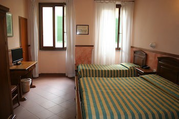 Hotel Monica fotoğrafı