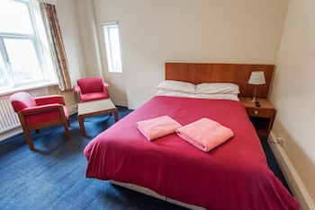 Avoca House Hotel