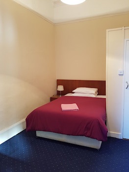 Avoca House Hotel