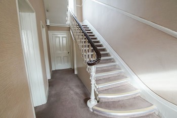 Avoca House Hotel
