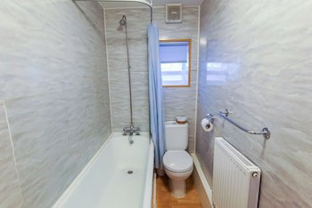 Avoca House Hotel