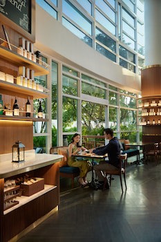 Dusit Suites Hotel Ratchadamri, Bangkok