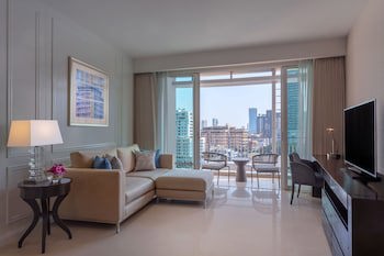 Dusit Suites Hotel Ratchadamri, Bangkok