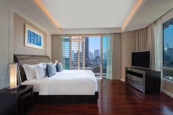 Dusit Suites Hotel Ratchadamri, Bangkok