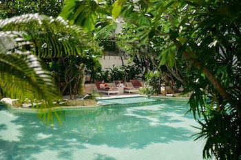 Dusit Suites Hotel Ratchadamri, Bangkok