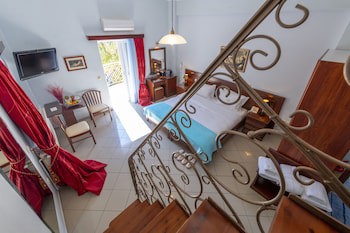 Irida Resort