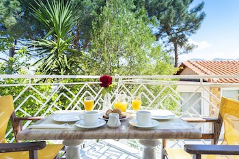 Irida Resort