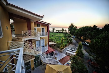 Irida Resort