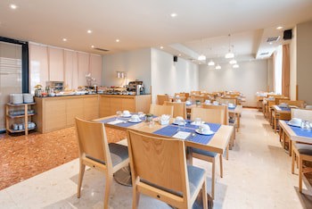 Exe Campus San Mames Aparthotel