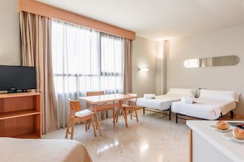 Exe Campus San Mames Aparthotel