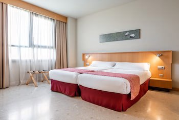 Exe Campus San Mames Aparthotel