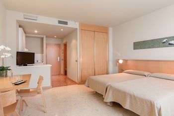 Exe Campus San Mames Aparthotel