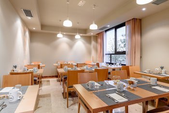 Exe Campus San Mames Aparthotel