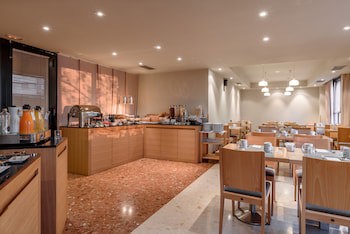 Exe Campus San Mames Aparthotel