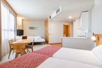 Exe Campus San Mames Aparthotel
