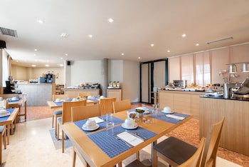Exe Campus San Mames Aparthotel