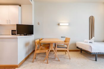 Exe Campus San Mames Aparthotel