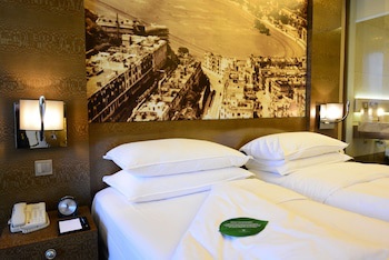 Harbour Grand Hong Kong