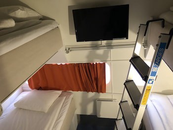 Jumbo Stay Hotel