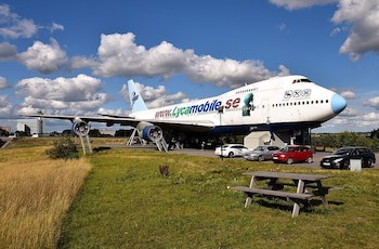 Jumbo Stay Hotel