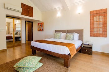 Aguada Anchorage - The Villa Resort
