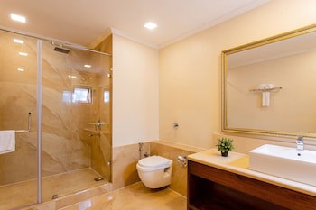 Aguada Anchorage - The Villa Resort