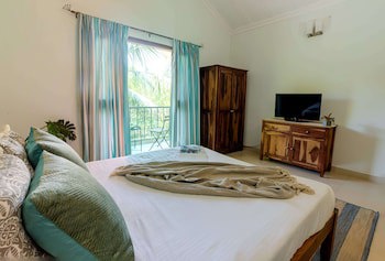 Aguada Anchorage - The Villa Resort
