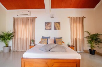 Aguada Anchorage - The Villa Resort