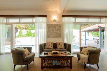 Aguada Anchorage - The Villa Resort