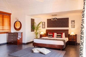 Aguada Anchorage - The Villa Resort