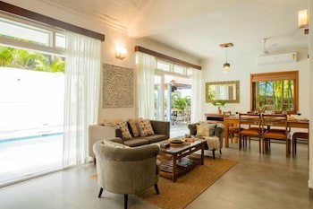 Aguada Anchorage - The Villa Resort