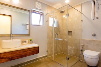 Aguada Anchorage - The Villa Resort