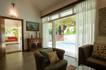 Aguada Anchorage - The Villa Resort