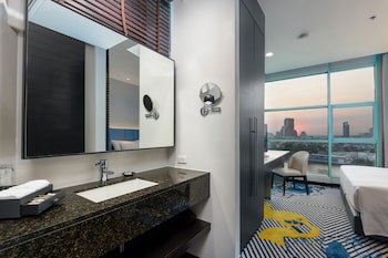 Chatrium Hotel Riverside Bangkok